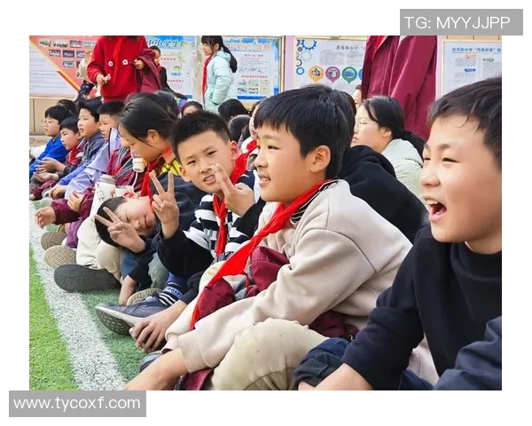 卡酷足球引领青少年足球热潮助力孩子们健康成长与团队精神培养